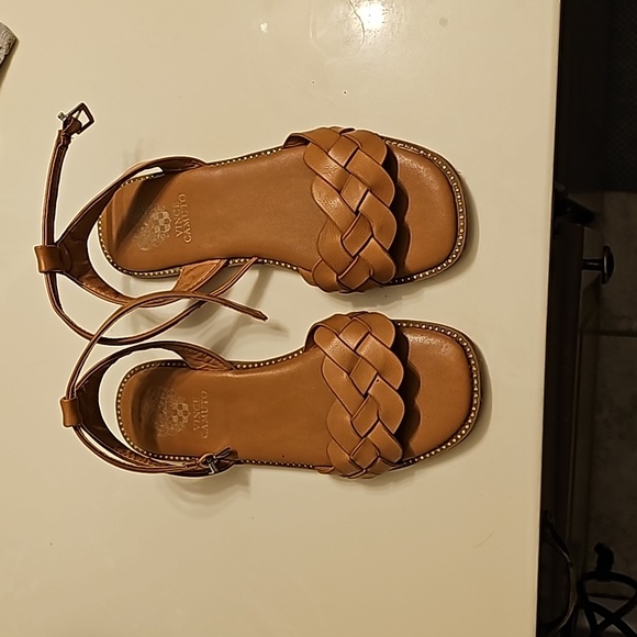Vince Camuto Shoes - Brown sandles